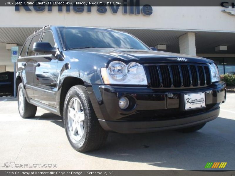 Black / Medium Slate Gray 2007 Jeep Grand Cherokee Laredo 4x4