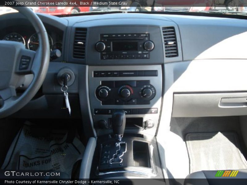 Black / Medium Slate Gray 2007 Jeep Grand Cherokee Laredo 4x4