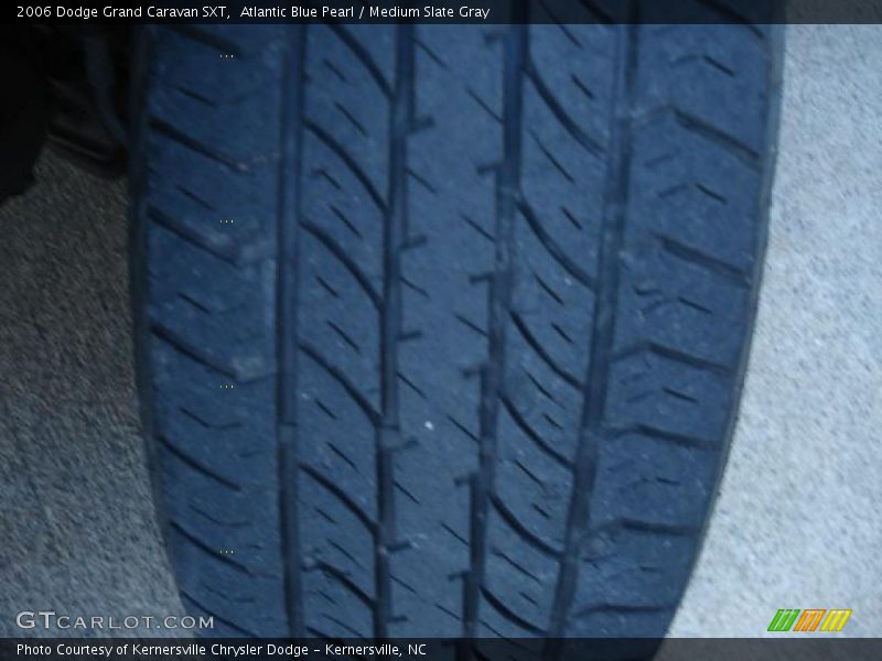 Atlantic Blue Pearl / Medium Slate Gray 2006 Dodge Grand Caravan SXT