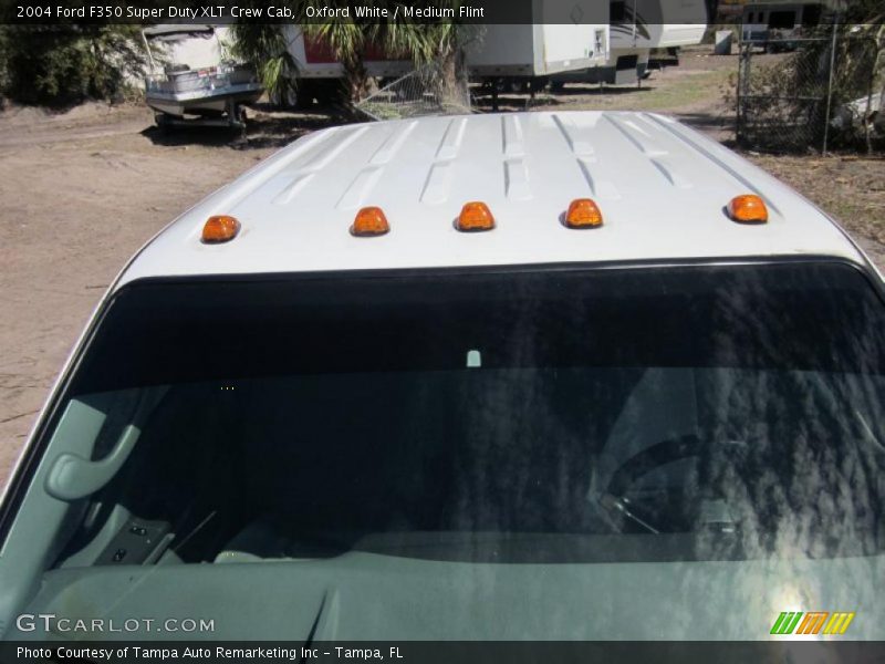 Oxford White / Medium Flint 2004 Ford F350 Super Duty XLT Crew Cab