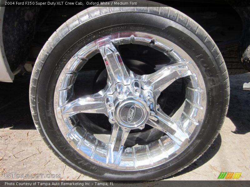 Custom Wheels of 2004 F350 Super Duty XLT Crew Cab
