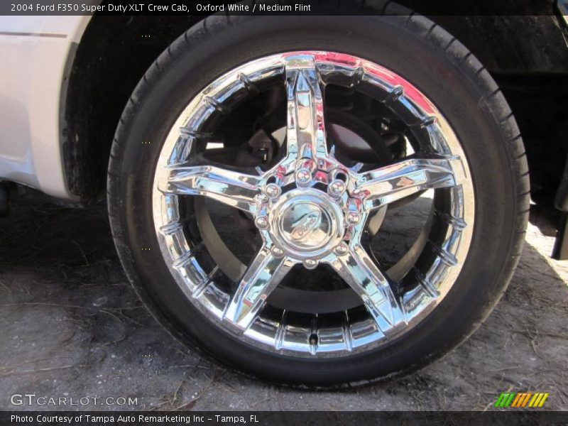 Custom Wheels of 2004 F350 Super Duty XLT Crew Cab
