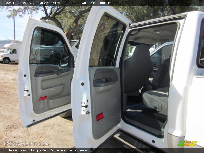 Oxford White / Medium Flint 2004 Ford F350 Super Duty XLT Crew Cab