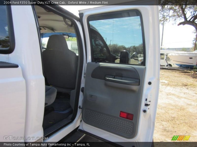 Oxford White / Medium Flint 2004 Ford F350 Super Duty XLT Crew Cab