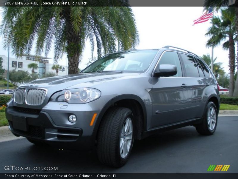 Front 3/4 View of 2007 X5 4.8i