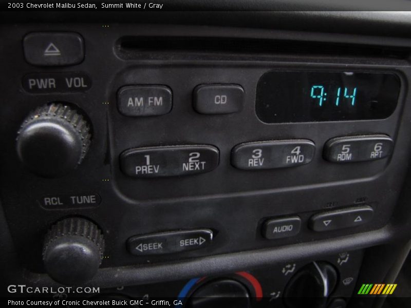 Summit White / Gray 2003 Chevrolet Malibu Sedan