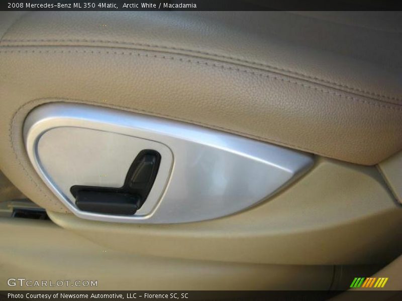 Arctic White / Macadamia 2008 Mercedes-Benz ML 350 4Matic