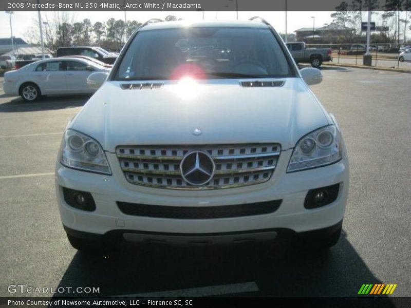 Arctic White / Macadamia 2008 Mercedes-Benz ML 350 4Matic