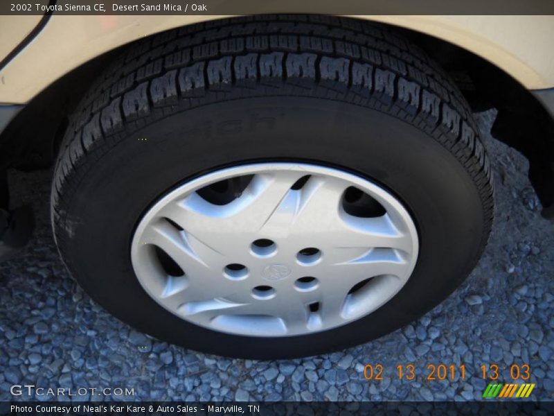 Desert Sand Mica / Oak 2002 Toyota Sienna CE