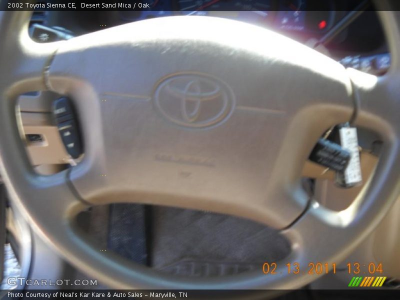 Desert Sand Mica / Oak 2002 Toyota Sienna CE