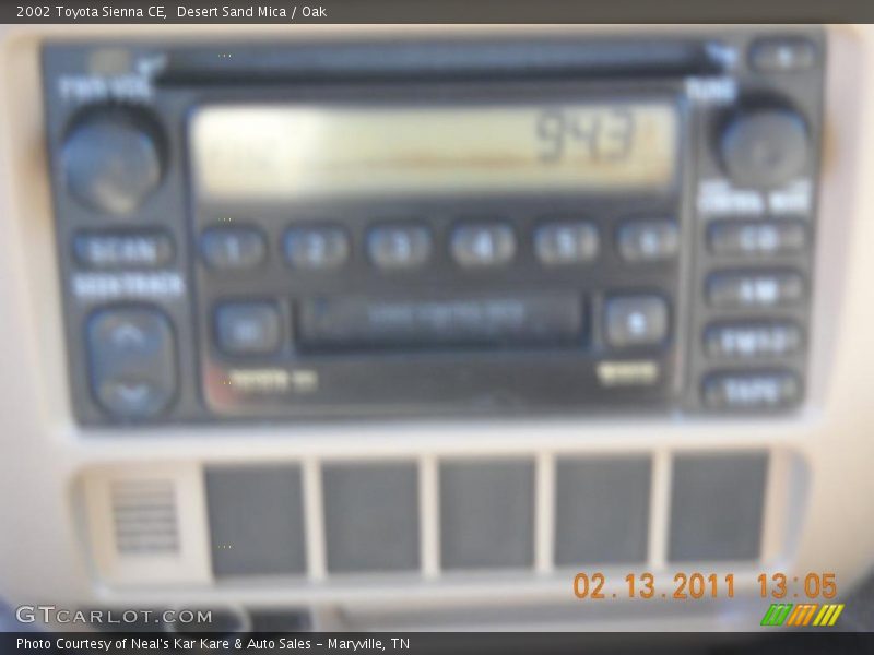 Desert Sand Mica / Oak 2002 Toyota Sienna CE