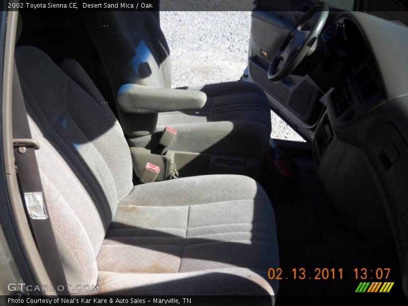 Desert Sand Mica / Oak 2002 Toyota Sienna CE
