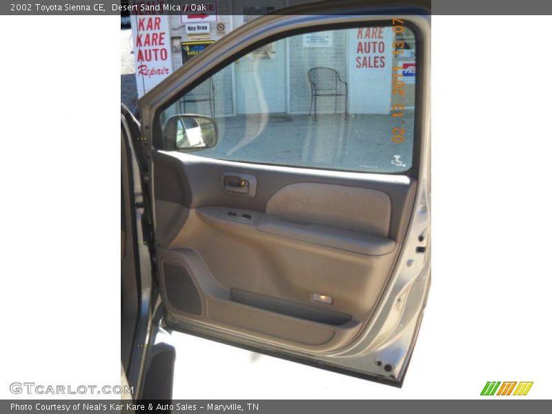Desert Sand Mica / Oak 2002 Toyota Sienna CE