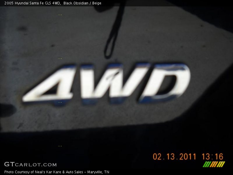 Black Obsidian / Beige 2005 Hyundai Santa Fe GLS 4WD