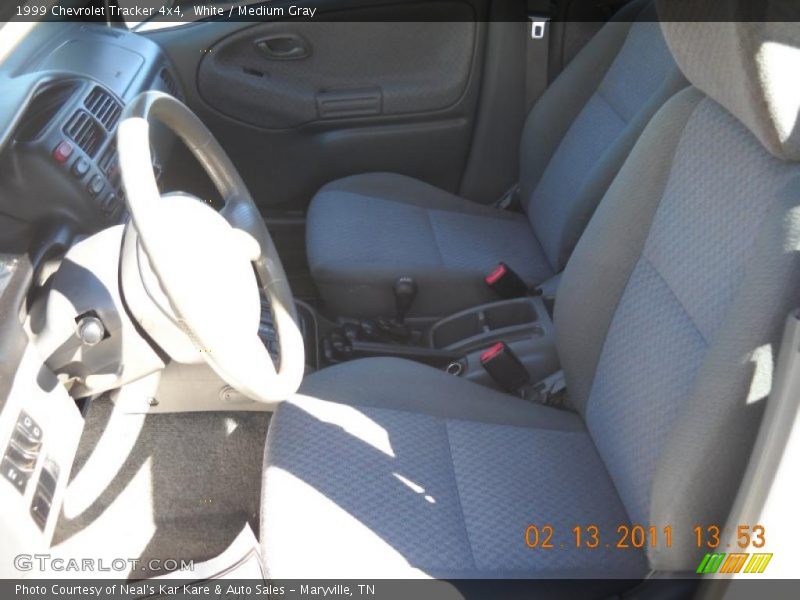 White / Medium Gray 1999 Chevrolet Tracker 4x4