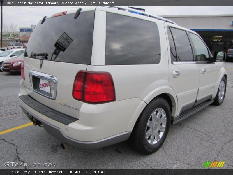 Oxford White / Light Parchment 2004 Lincoln Navigator Ultimate