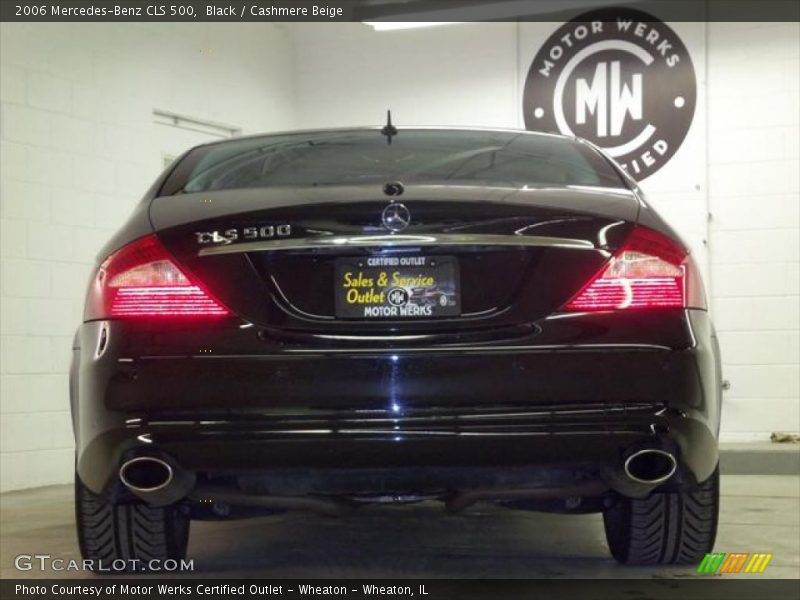 Black / Cashmere Beige 2006 Mercedes-Benz CLS 500