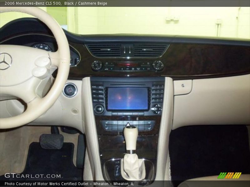 Black / Cashmere Beige 2006 Mercedes-Benz CLS 500