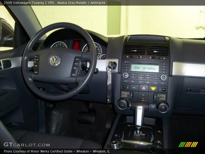 Alaska Grey Metallic / Anthracite 2008 Volkswagen Touareg 2 VR6