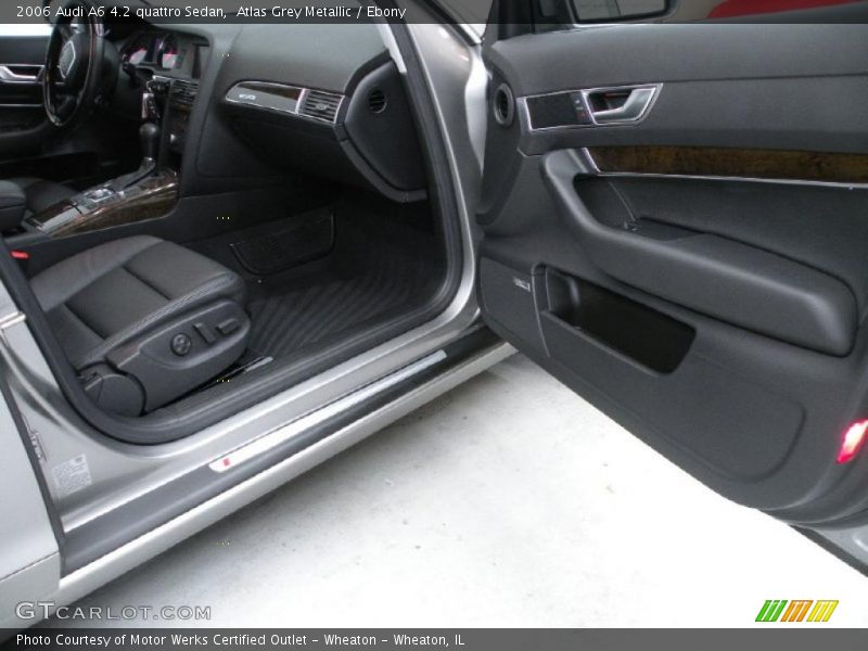 Atlas Grey Metallic / Ebony 2006 Audi A6 4.2 quattro Sedan