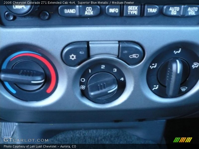 Controls of 2006 Colorado Z71 Extended Cab 4x4