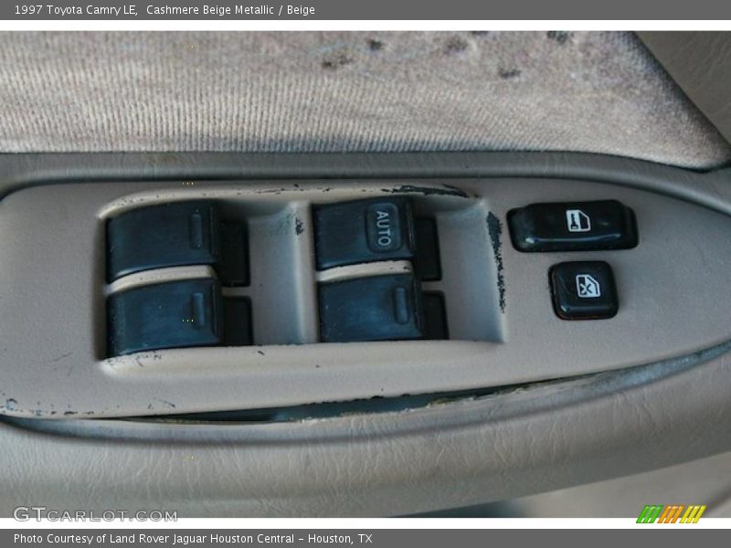 Cashmere Beige Metallic / Beige 1997 Toyota Camry LE