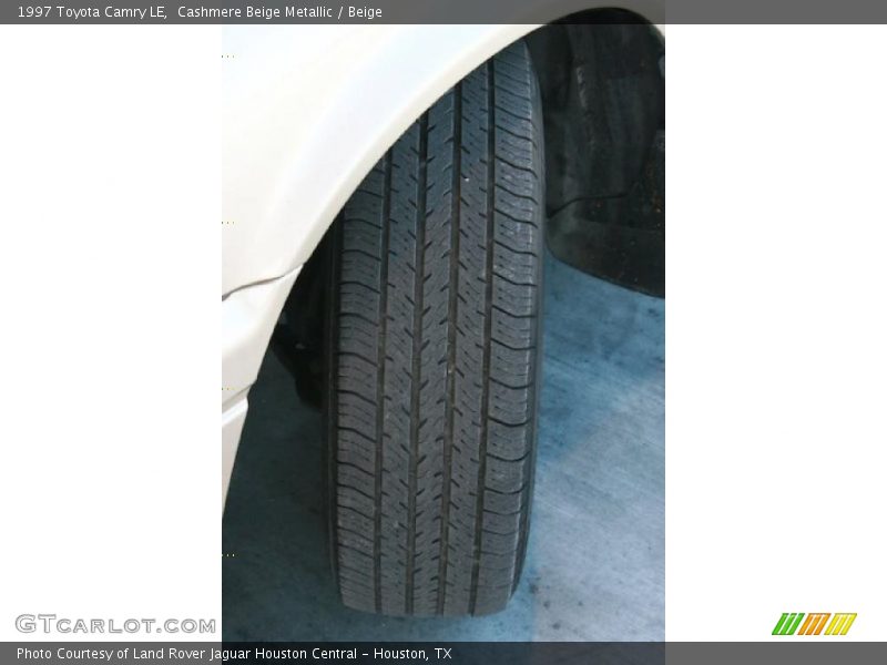 Cashmere Beige Metallic / Beige 1997 Toyota Camry LE