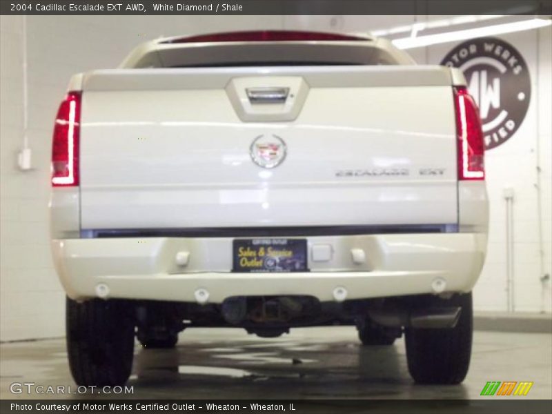 White Diamond / Shale 2004 Cadillac Escalade EXT AWD