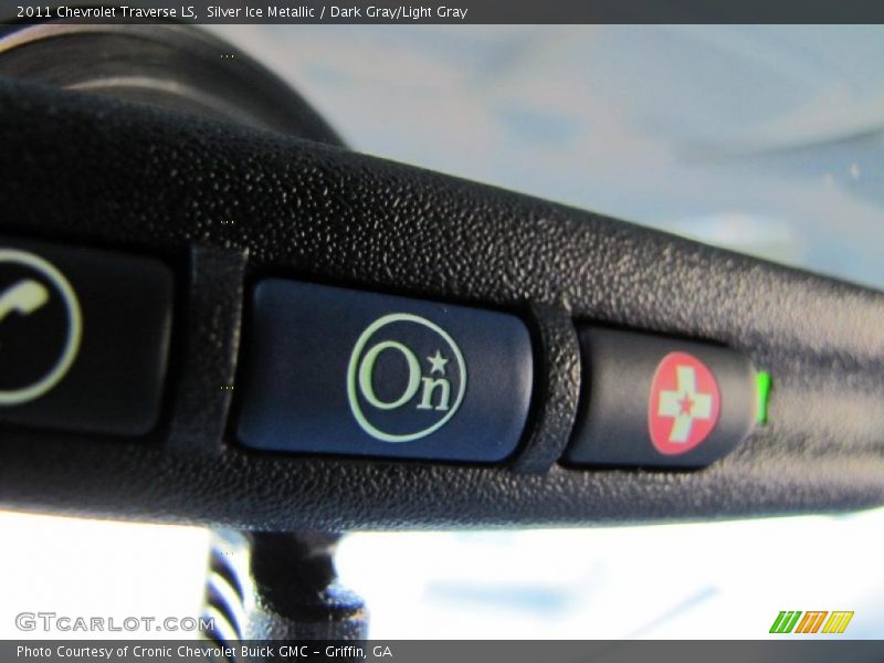 Silver Ice Metallic / Dark Gray/Light Gray 2011 Chevrolet Traverse LS