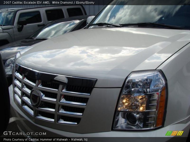 White Diamond / Ebony/Ebony 2007 Cadillac Escalade ESV AWD