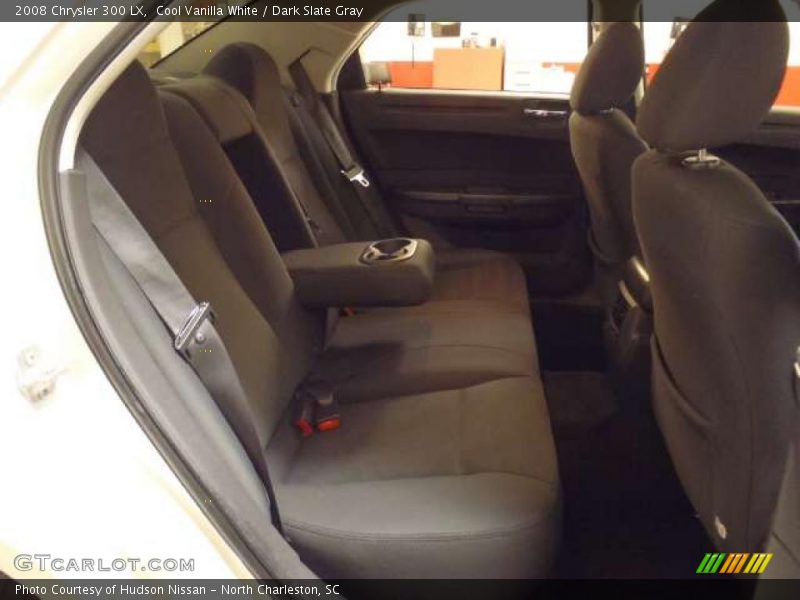 Cool Vanilla White / Dark Slate Gray 2008 Chrysler 300 LX