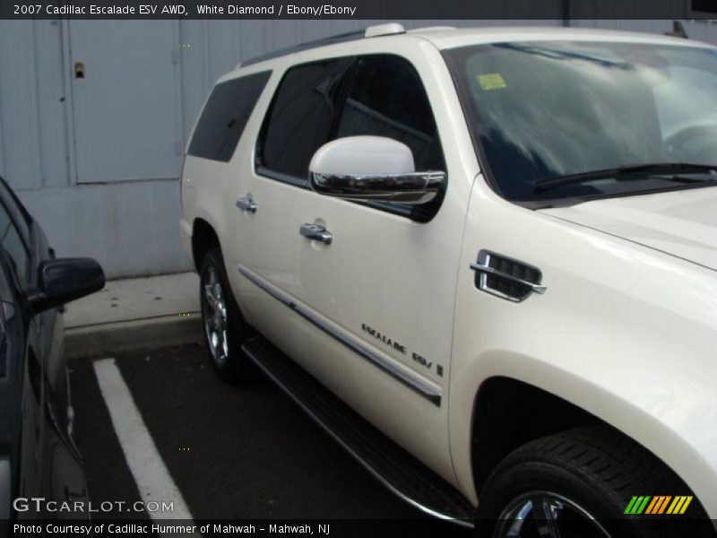 White Diamond / Ebony/Ebony 2007 Cadillac Escalade ESV AWD