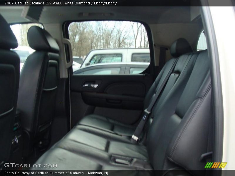 White Diamond / Ebony/Ebony 2007 Cadillac Escalade ESV AWD