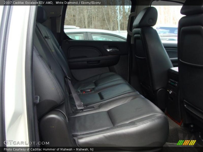 White Diamond / Ebony/Ebony 2007 Cadillac Escalade ESV AWD