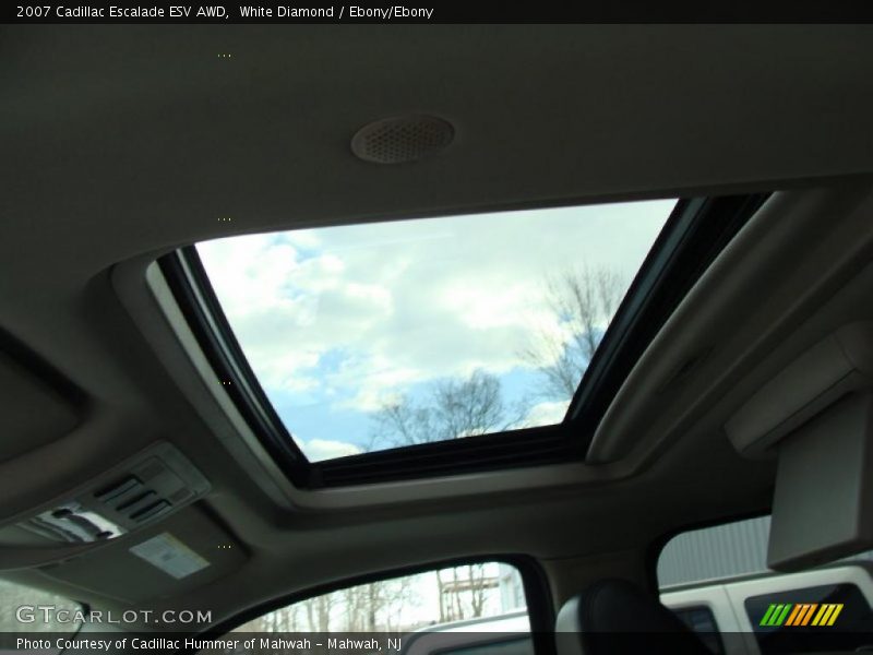 White Diamond / Ebony/Ebony 2007 Cadillac Escalade ESV AWD