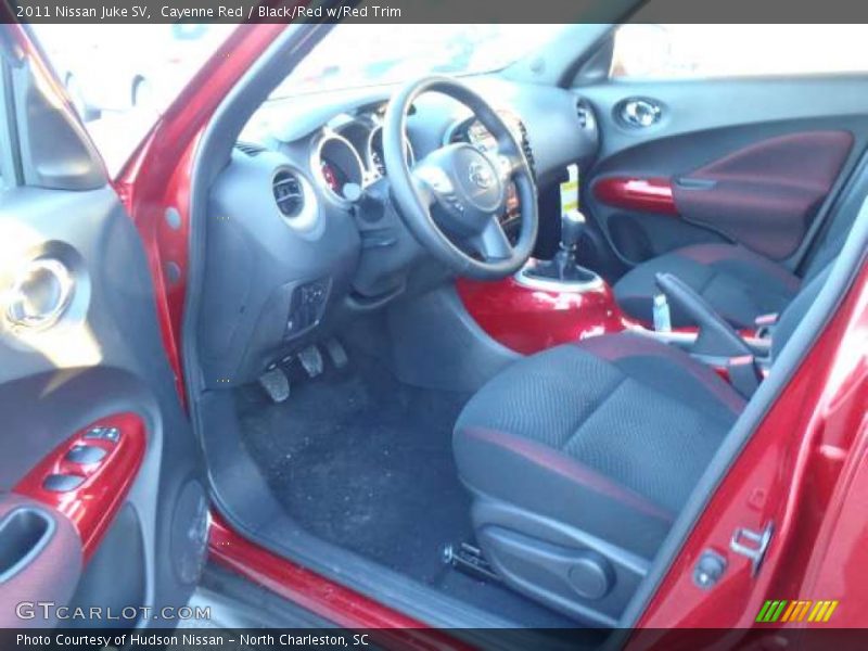  2011 Juke SV Black/Red w/Red Trim Interior