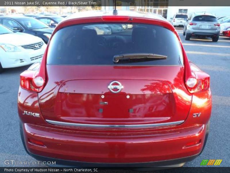 Cayenne Red / Black/Silver Trim 2011 Nissan Juke SV