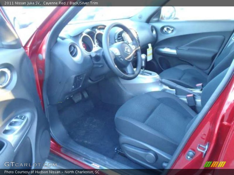 Cayenne Red / Black/Silver Trim 2011 Nissan Juke SV