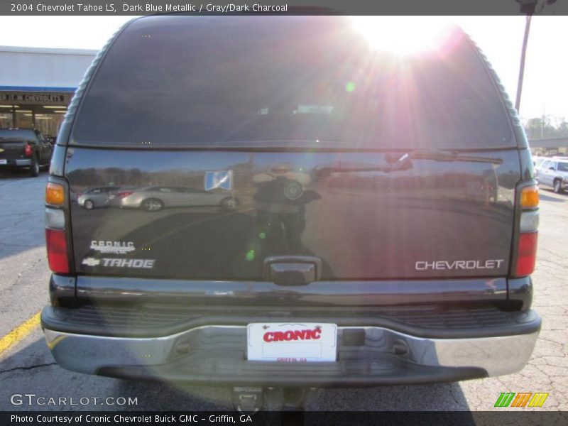 Dark Blue Metallic / Gray/Dark Charcoal 2004 Chevrolet Tahoe LS