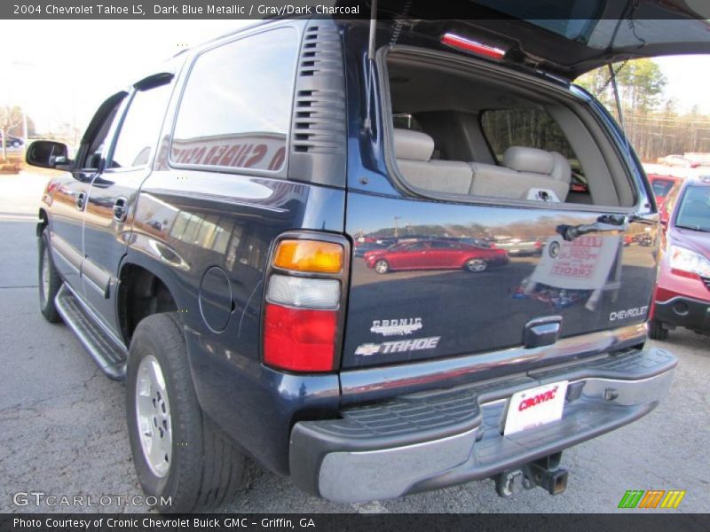 Dark Blue Metallic / Gray/Dark Charcoal 2004 Chevrolet Tahoe LS