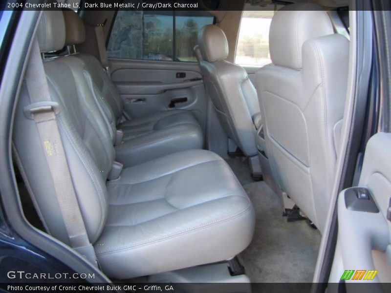 Dark Blue Metallic / Gray/Dark Charcoal 2004 Chevrolet Tahoe LS
