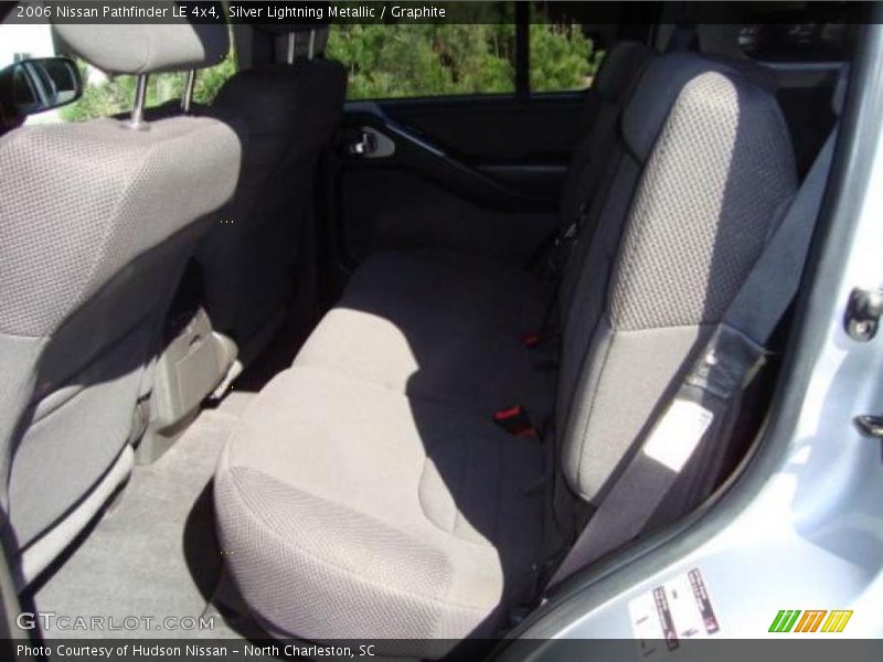 Silver Lightning Metallic / Graphite 2006 Nissan Pathfinder LE 4x4