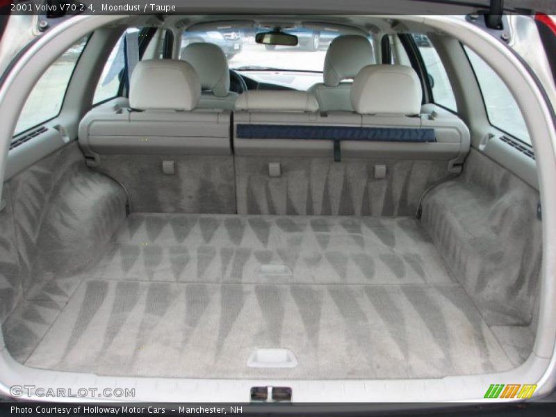Moondust / Taupe 2001 Volvo V70 2.4