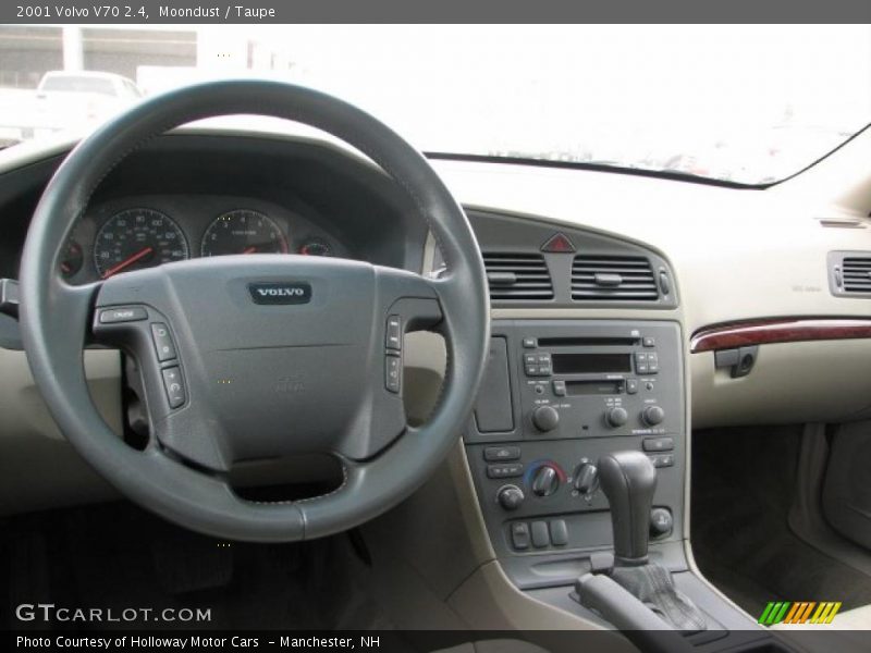 Moondust / Taupe 2001 Volvo V70 2.4
