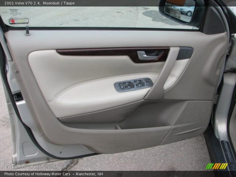 Moondust / Taupe 2001 Volvo V70 2.4