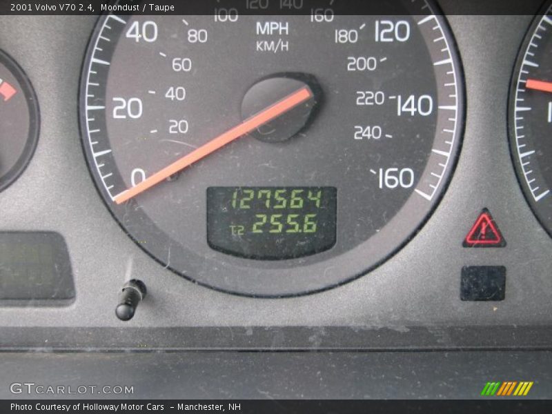 Moondust / Taupe 2001 Volvo V70 2.4