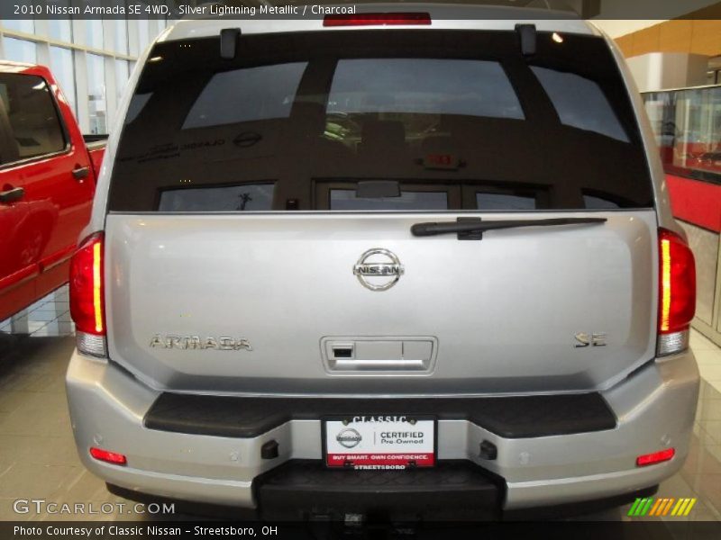 Silver Lightning Metallic / Charcoal 2010 Nissan Armada SE 4WD