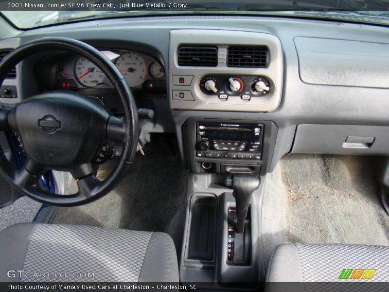 Dashboard of 2001 Frontier SE V6 Crew Cab