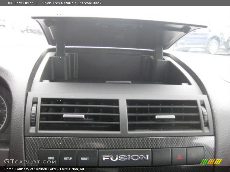Silver Birch Metallic / Charcoal Black 2008 Ford Fusion SE