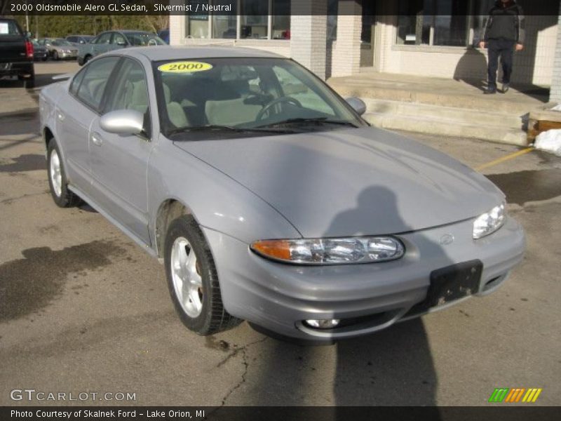 Silvermist / Neutral 2000 Oldsmobile Alero GL Sedan